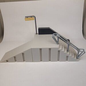 Tech Deck Fingerboard Build A Park World Tour Martin Place Sydney Australia Spin